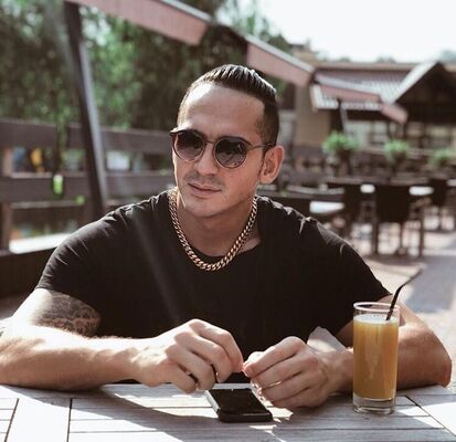  ,   Alexander, 41 ,   ,   , c 