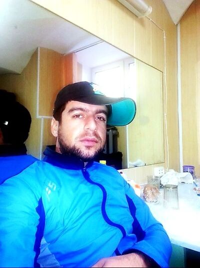   ,   Salmon, 34 ,   ,   