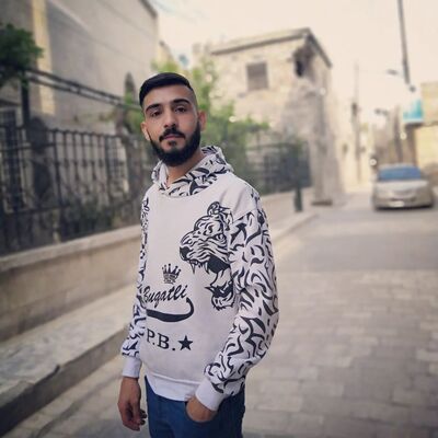  ,   Hossein, 24 ,   ,   , 