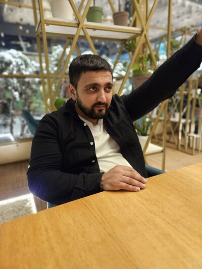  ,   Sergei, 32 ,   ,   
