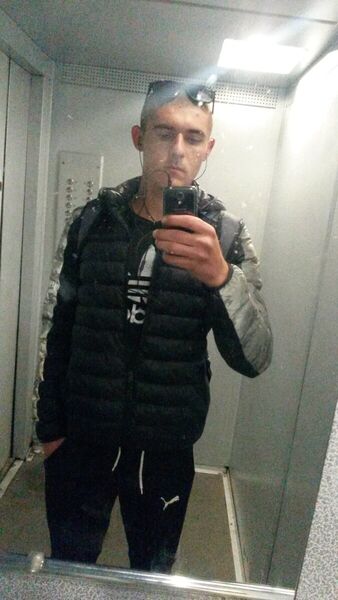  ,   Maksim, 25 ,     , c 