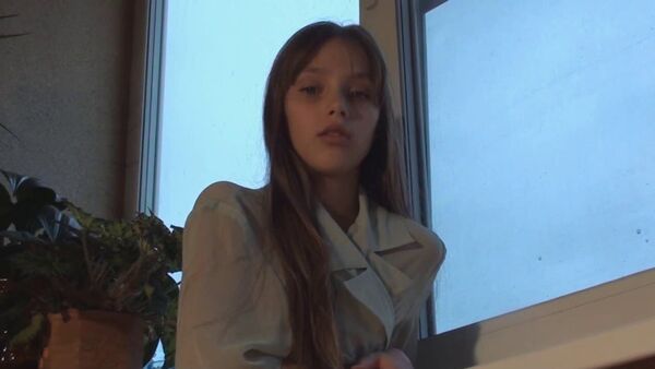  ,   Masha, 19 ,   