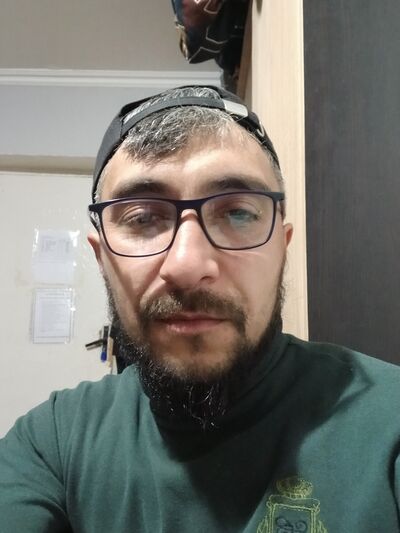  ,   Elnuz, 36 ,   ,   