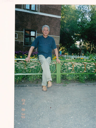  ,   Wiktor, 75 ,   ,   