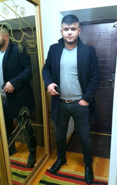  -,   Maxim, 29 ,   ,   , c 