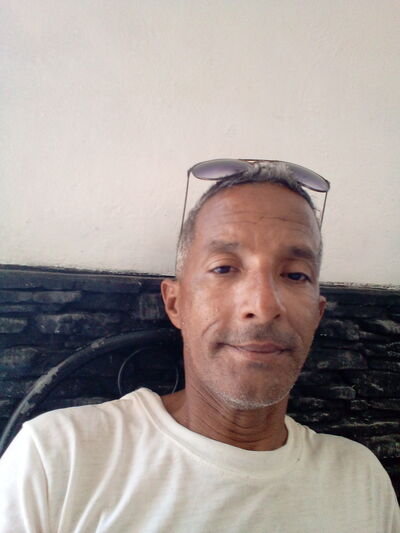  ,   Eduardo, 52 ,   ,   