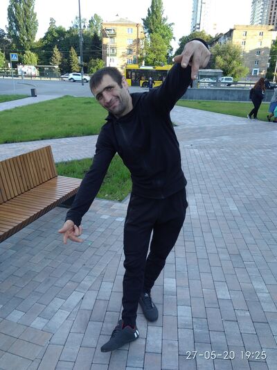 ,   Slavik, 38 ,   ,   , c 