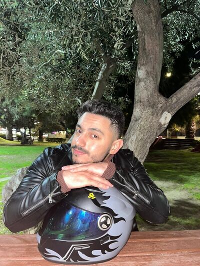  ,   Ahmet, 24 ,   ,   
