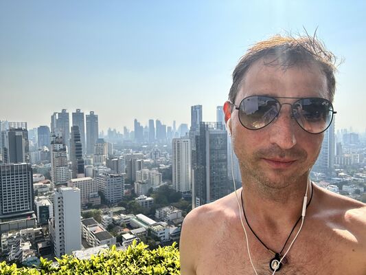  ,   Dennis, 34 ,   ,   