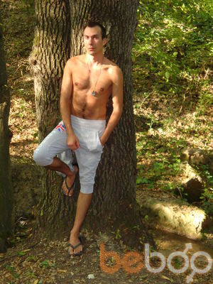  ,   Artur, 37 ,   