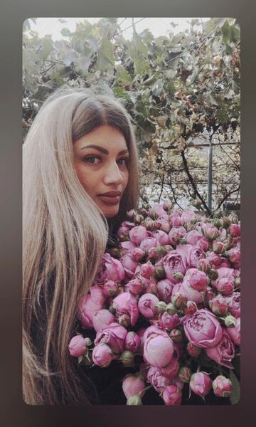  ,   No Name, 27 ,   c 