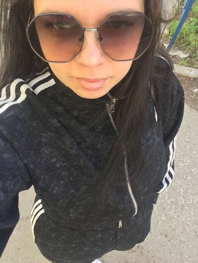  ,   Marishka, 28 ,  