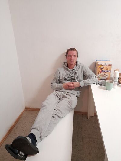  ,   Denis, 36 ,   ,   , c 