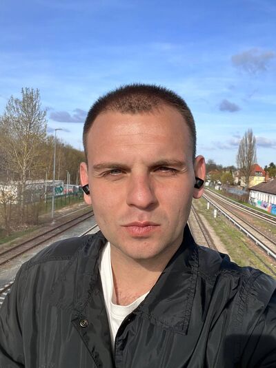  ,   Toll, 32 ,   ,   
