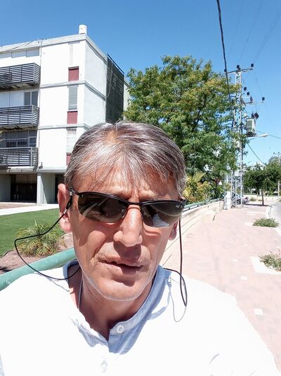  Tel Aviv-Yafo,   Tornike, 55 ,   ,   , c 