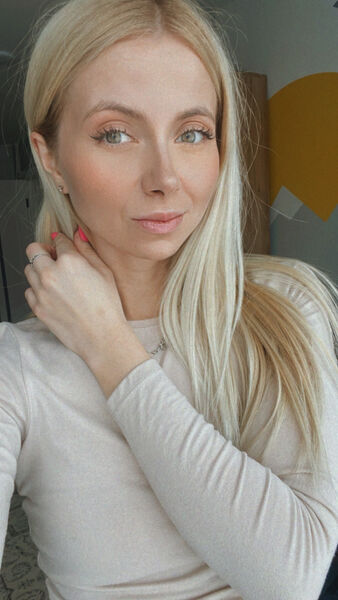  ,   Elizaveta, 32 ,   ,   , c 