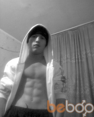  ,   Sherhan, 32 ,   