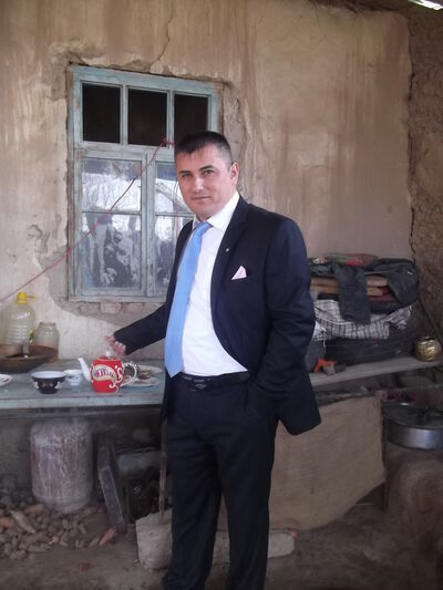  ,   Hamid, 39 ,   