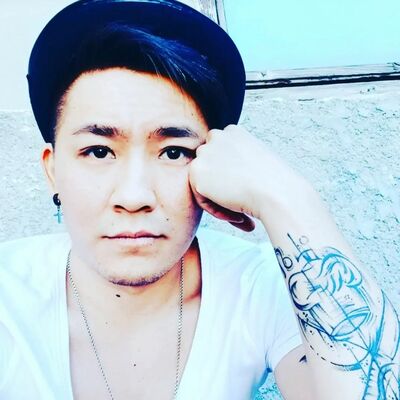  ,   Denny, 35 ,   ,   , c 