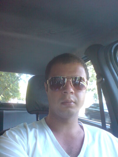  ,   Eduard, 40 ,  