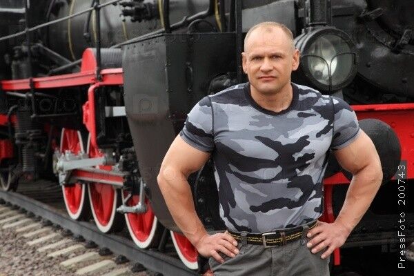  ,   Andrei, 38 ,   ,   , c , 