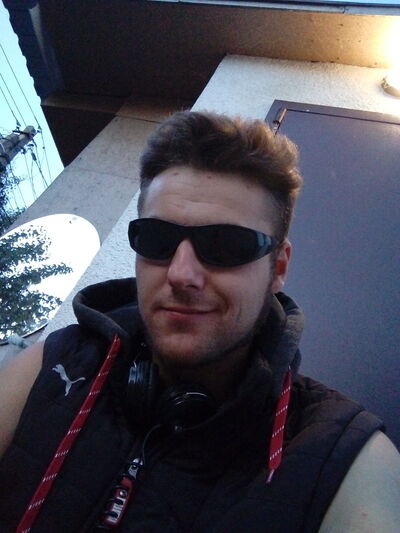  ,   David, 27 ,   ,   , c 