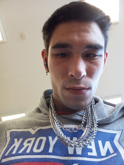  ,   Viktors, 26 ,   ,   
