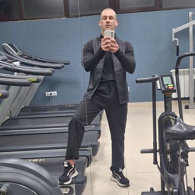  ,   Igor, 30 ,   ,   , c , 