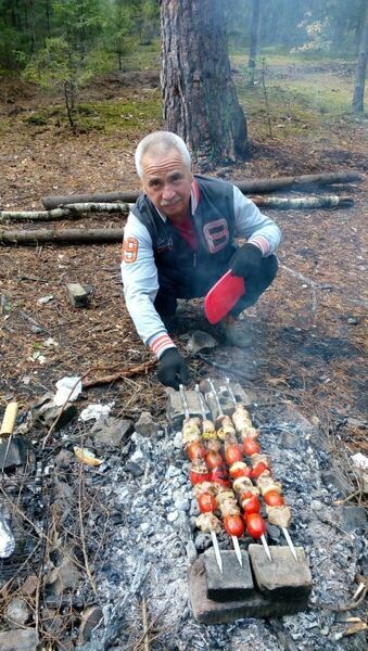  ,   Poul, 63 ,   