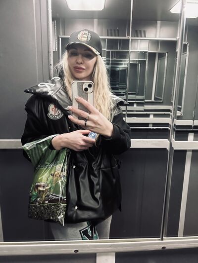  --,   , 36 ,   c 