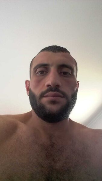  ,   Sargis, 35 ,   ,   , c 