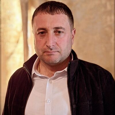   ,   Arman, 38 ,   ,   