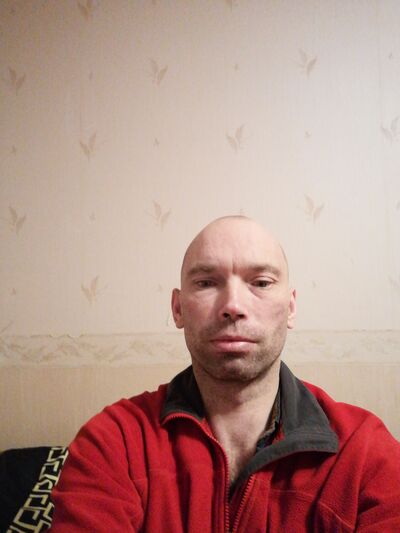  ,   Andrej, 38 ,   c 