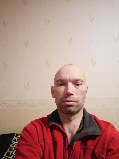  ,   Andrej, 39 ,   c 