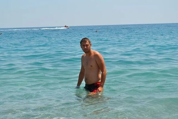  ,   Alex, 41 ,   , 