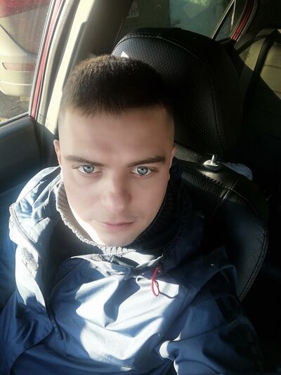  ,   Artem, 32 ,   ,   