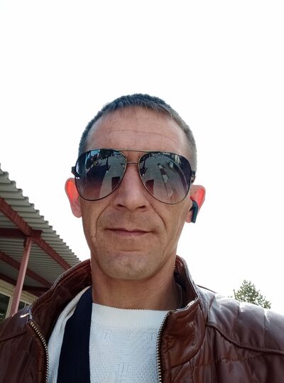  ,   Aleksandr, 34 ,     