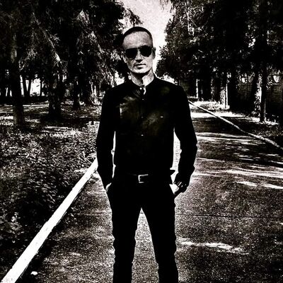  ,   Viktor, 34 ,   ,   
