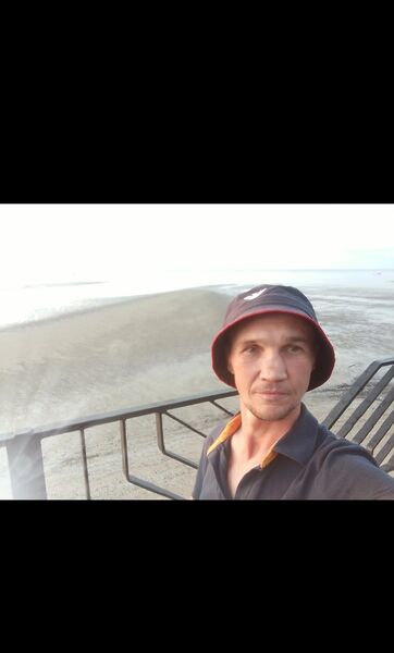   ,   Igor, 42 ,   