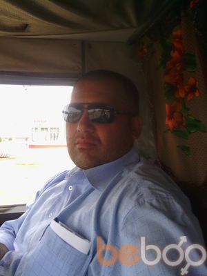 ,   Akbar, 49 ,   