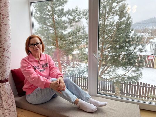 ,   Dina, 62 ,     , c 