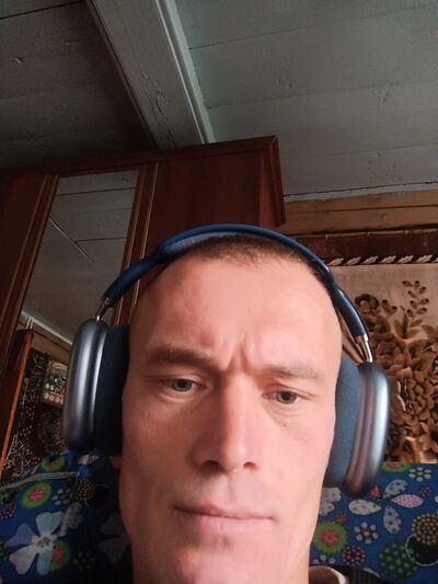  ,   Maxim, 38 ,   ,   