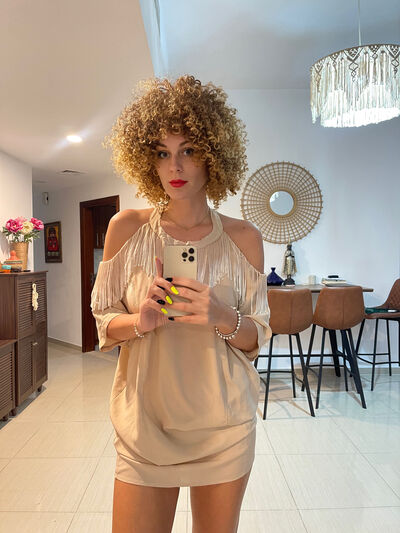  ,   Liza, 41 ,   ,   