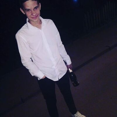  ,   Micha, 24 ,   ,   , c 
