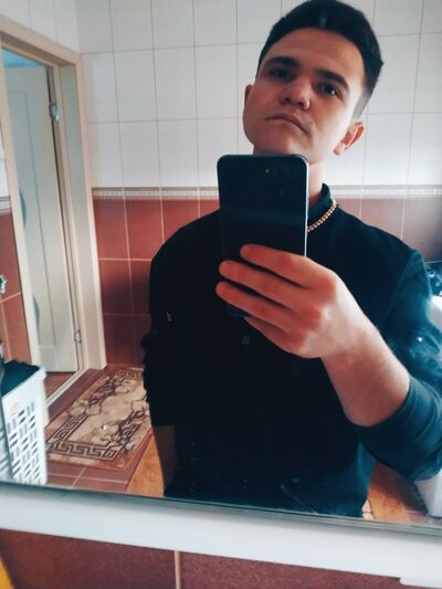  ,   Aleksandr, 20 ,     , c , 