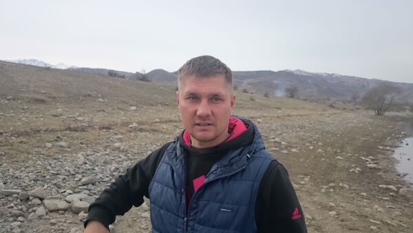  ,   Denis, 40 ,     , c 