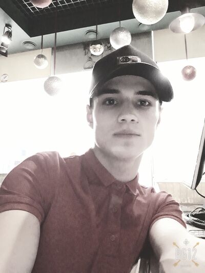  ,   Manuchehr, 25 ,   ,   , c 