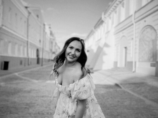  ,   Nina, 32 ,   ,   , c 