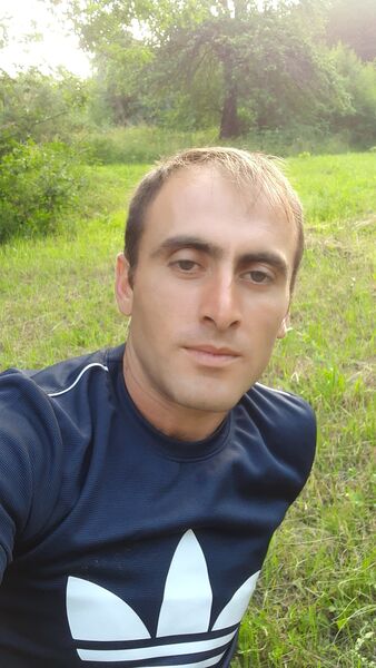  ,   Vlad, 34 ,   ,   