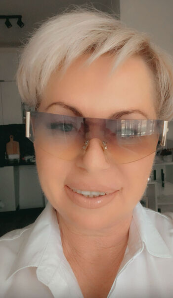  -,   , 52 ,     